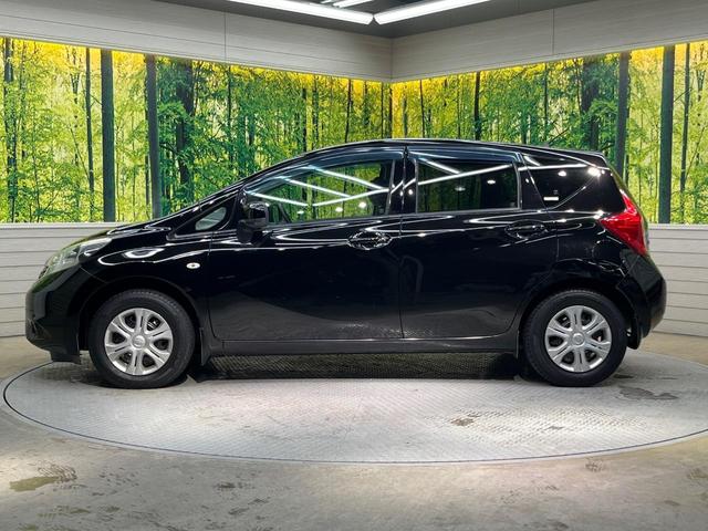 ノート Ｘ　ＤＩＧ－Ｓ　エマージェンシーブレーキパッケージ　純正ＳＤナビ　バックカメラ　衝突被害軽減システム　スマートキー　ＥＴＣ　車線逸脱警報　オートエアコン　Ｂｌｕｅｔｏｏｔｈ　ＣＤ　ＤＶＤ再生　地デジ　プライバシーガラス　盗難防止装置　電動格納ミラー（25枚目）