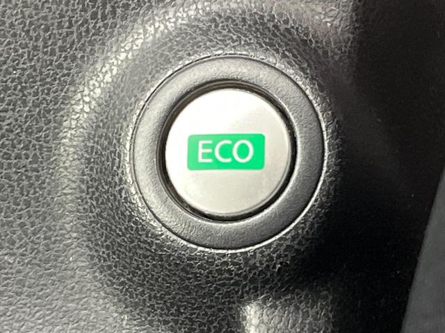 ノート Ｘ　ＤＩＧ－Ｓ　エマージェンシーブレーキパッケージ　純正ＳＤナビ　バックカメラ　衝突被害軽減システム　スマートキー　ＥＴＣ　車線逸脱警報　オートエアコン　Ｂｌｕｅｔｏｏｔｈ　ＣＤ　ＤＶＤ再生　地デジ　プライバシーガラス　盗難防止装置　電動格納ミラー（45枚目）