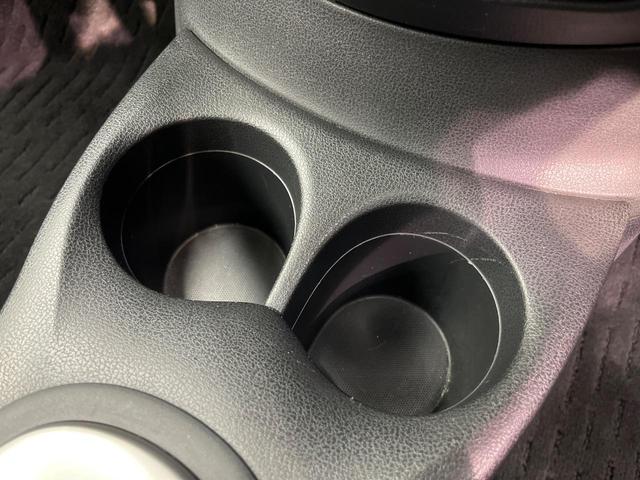 ノート Ｘ　ＤＩＧ－Ｓ　エマージェンシーブレーキパッケージ　純正ＳＤナビ　バックカメラ　衝突被害軽減システム　スマートキー　ＥＴＣ　車線逸脱警報　オートエアコン　Ｂｌｕｅｔｏｏｔｈ　ＣＤ　ＤＶＤ再生　地デジ　プライバシーガラス　盗難防止装置　電動格納ミラー（60枚目）