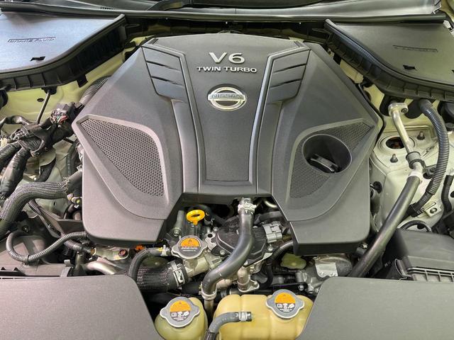 スカイライン ＧＴ　タイプＰ　純正ナビ　全周囲カメラ　衝突被害軽減システム　レーダークルーズ　禁煙車　レザーシート　コーナーセンサー　スマートキー　ＬＥＤヘッド　ＥＴＣ２．０　車線逸脱警報　オートライト　デュアルエアコン（18枚目）