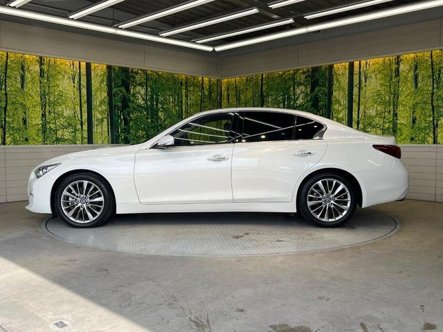 スカイライン ＧＴ　タイプＰ　純正ナビ　全周囲カメラ　衝突被害軽減システム　レーダークルーズ　禁煙車　レザーシート　コーナーセンサー　スマートキー　ＬＥＤヘッド　ＥＴＣ２．０　車線逸脱警報　オートライト　デュアルエアコン（25枚目）