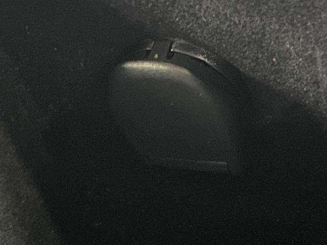 スカイライン ＧＴ　タイプＰ　純正ナビ　全周囲カメラ　衝突被害軽減システム　レーダークルーズ　禁煙車　レザーシート　コーナーセンサー　スマートキー　ＬＥＤヘッド　ＥＴＣ２．０　車線逸脱警報　オートライト　デュアルエアコン（60枚目）