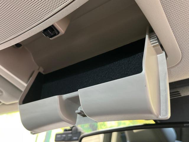 スカイライン ＧＴ　タイプＰ　純正ナビ　全周囲カメラ　衝突被害軽減システム　レーダークルーズ　禁煙車　レザーシート　コーナーセンサー　スマートキー　ＬＥＤヘッド　ＥＴＣ２．０　車線逸脱警報　オートライト　デュアルエアコン（69枚目）