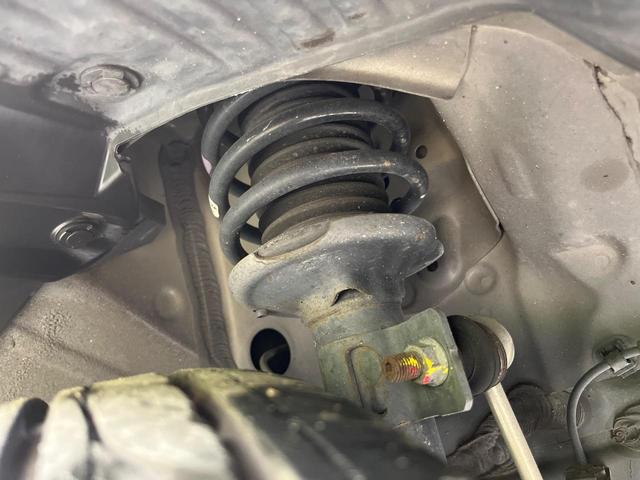 スペーシアカスタム ハイブリッドXSターボ SDナビ 両側電動ドア バックカメラ 衝突被害軽減システム 禁煙車 ハーフレザーシート シートヒーター コーナーセンサー スマートキー LEDヘッド ETC クルコン オートハイビーム 車線逸脱警報(21枚目)