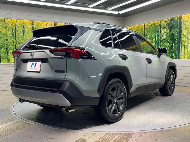 RAV4 アドベンチャー 4WD 純正ナビ サンルーフ バックカメラ 衝突被害軽減システム レーダークルーズ 禁煙車 前席シートエアコン パワーシート ドラレコ コーナーセンサー スマートキー LEDヘッド ETC2.0(17枚目)