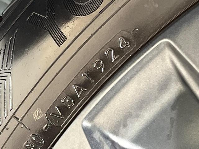 RAV4 アドベンチャー 4WD 純正ナビ サンルーフ バックカメラ 衝突被害軽減システム レーダークルーズ 禁煙車 前席シートエアコン パワーシート ドラレコ コーナーセンサー スマートキー LEDヘッド ETC2.0(34枚目)