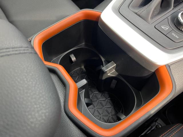 RAV4 アドベンチャー 4WD 純正ナビ サンルーフ バックカメラ 衝突被害軽減システム レーダークルーズ 禁煙車 前席シートエアコン パワーシート ドラレコ コーナーセンサー スマートキー LEDヘッド ETC2.0(69枚目)