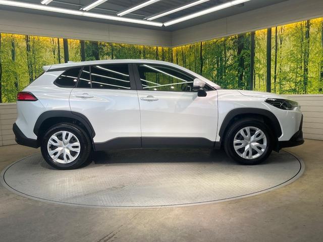 カローラクロス ハイブリッド G ディスプレイオーディオ バックカメラ 衝突被害軽減システム レーダークルーズ 禁煙車 コーナーセンサー スマートキー LEDヘッド ETC オートハイビーム 車線逸脱警報 オートライト オートエアコン(27枚目)