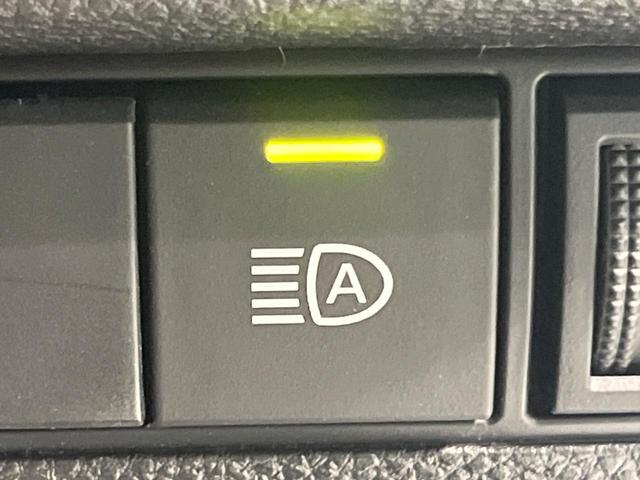 カローラクロス ハイブリッド G ディスプレイオーディオ バックカメラ 衝突被害軽減システム レーダークルーズ 禁煙車 コーナーセンサー スマートキー LEDヘッド ETC オートハイビーム 車線逸脱警報 オートライト オートエアコン(40枚目)