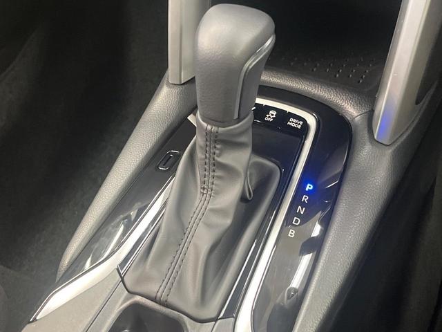 カローラクロス ハイブリッド G ディスプレイオーディオ バックカメラ 衝突被害軽減システム レーダークルーズ 禁煙車 コーナーセンサー スマートキー LEDヘッド ETC オートハイビーム 車線逸脱警報 オートライト オートエアコン(50枚目)