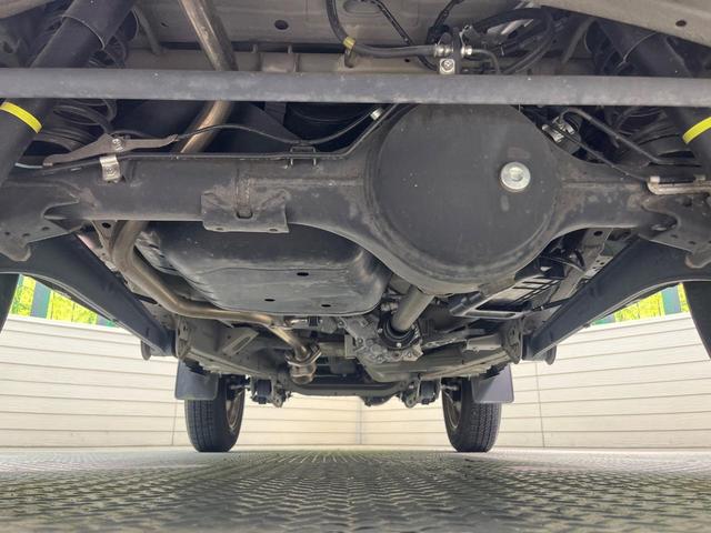 ジムニー ＸＧ　６ＭＴ　４ＷＤ　純正ＳＤナビ　衝突被害軽減システム　禁煙車　ＥＴＣ　オートハイビーム　車線逸脱警報　オートライト　純正１６インチアルミ　Ｂｌｕｅｔｏｏｔｈ　ＣＤ　ＤＶＤ再生　フルセグ（19枚目）