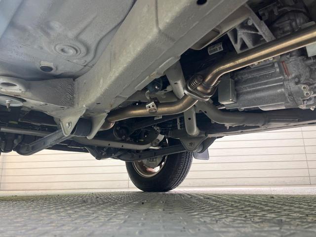 ジムニー ＸＧ　６ＭＴ　４ＷＤ　純正ＳＤナビ　衝突被害軽減システム　禁煙車　ＥＴＣ　オートハイビーム　車線逸脱警報　オートライト　純正１６インチアルミ　Ｂｌｕｅｔｏｏｔｈ　ＣＤ　ＤＶＤ再生　フルセグ（23枚目）