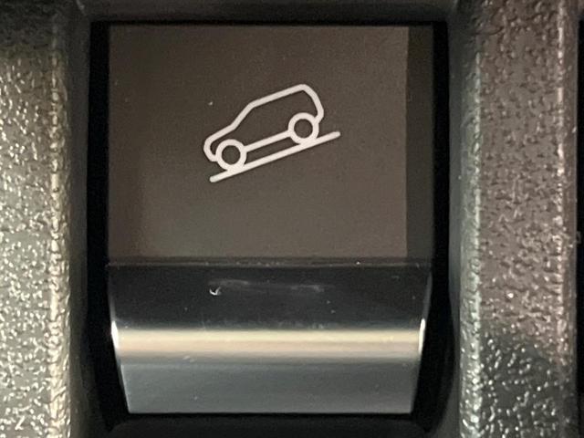ジムニー ＸＧ　６ＭＴ　４ＷＤ　純正ＳＤナビ　衝突被害軽減システム　禁煙車　ＥＴＣ　オートハイビーム　車線逸脱警報　オートライト　純正１６インチアルミ　Ｂｌｕｅｔｏｏｔｈ　ＣＤ　ＤＶＤ再生　フルセグ（39枚目）