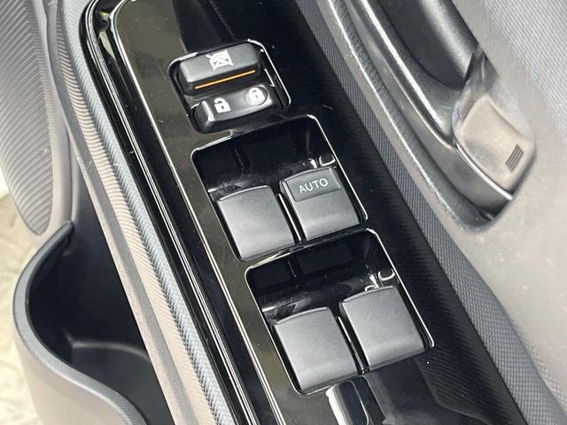 アクア Sスタイルブラック 純正9インチナビ バックカメラ プリクラッシュセーフテ 禁煙車 コーナーセンサー スマートキー ETC オートマチックハイビーム 車線逸脱警報 誤発進抑制機能 オートライト オートエアコン(54枚目)