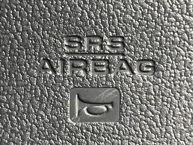 アクア Sスタイルブラック 純正9インチナビ バックカメラ プリクラッシュセーフテ 禁煙車 コーナーセンサー スマートキー ETC オートマチックハイビーム 車線逸脱警報 誤発進抑制機能 オートライト オートエアコン(69枚目)