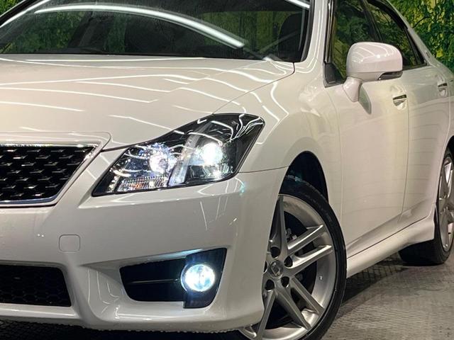クラウン 2.5アスリート アニバーサリーエディション 純正ナビ バックカメラ 禁煙車 レザーシート シートエアコン シートヒーター パワーシート スマートキー HIDヘッド ETC クルコン オートライト オートエアコン 18インチAW CD/DVD再生(12枚目)
