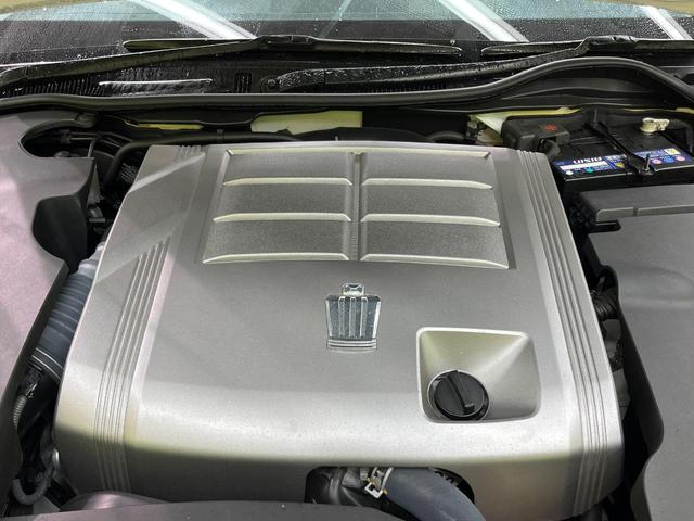 クラウン 2.5アスリート アニバーサリーエディション 純正ナビ バックカメラ 禁煙車 レザーシート シートエアコン シートヒーター パワーシート スマートキー HIDヘッド ETC クルコン オートライト オートエアコン 18インチAW CD/DVD再生(18枚目)