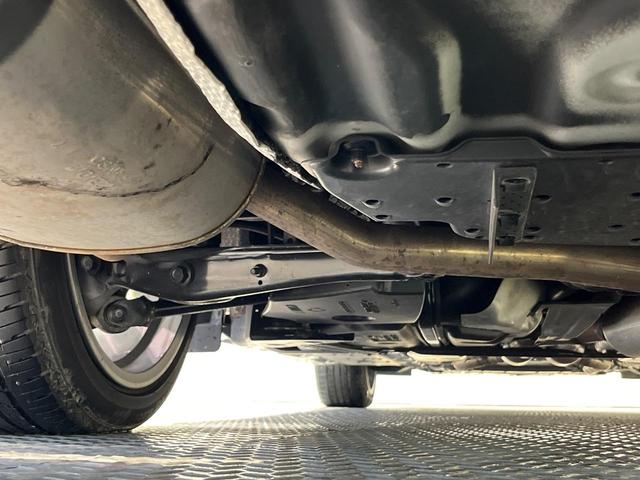 クラウン 2.5アスリート アニバーサリーエディション 純正ナビ バックカメラ 禁煙車 レザーシート シートエアコン シートヒーター パワーシート スマートキー HIDヘッド ETC クルコン オートライト オートエアコン 18インチAW CD/DVD再生(23枚目)