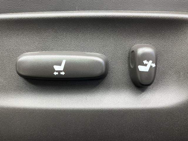 クラウン 2.5アスリート アニバーサリーエディション 純正ナビ バックカメラ 禁煙車 レザーシート シートエアコン シートヒーター パワーシート スマートキー HIDヘッド ETC クルコン オートライト オートエアコン 18インチAW CD/DVD再生(35枚目)