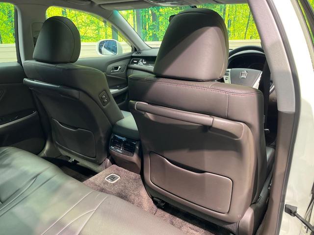 クラウン 2.5アスリート アニバーサリーエディション 純正ナビ バックカメラ 禁煙車 レザーシート シートエアコン シートヒーター パワーシート スマートキー HIDヘッド ETC クルコン オートライト オートエアコン 18インチAW CD/DVD再生(44枚目)