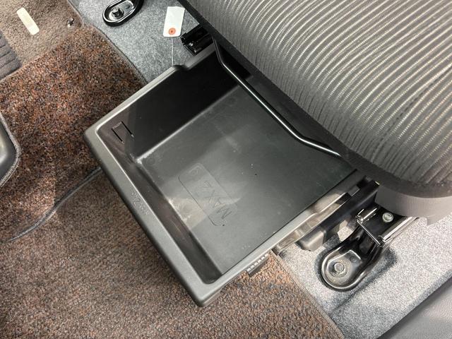 デイズルークス ハイウェイスター X 電動スライド 純正ナビ 全周囲カメラ 禁煙車 スマートキー HIDヘッド オートエアコン 14インチAW Bluetooth CD/DVD再生 フルセグ アイドリングストップ 盗難防止装置(45枚目)