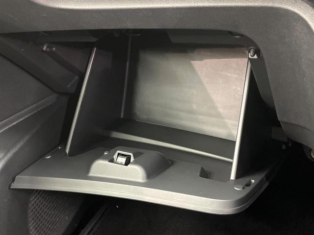 セレナ ｅ－パワー　ハイウェイスターＶ　両側電動スライド　１２．３型ナビ　全周囲カメラ　エマージェンシーブレーキ　プロパイロット　禁煙車　前後ドラレコ　コーナーセンサー　レーンキープ　ＬＥＤヘッド　ＥＴＣ　オートマチックハイビーム（50枚目）