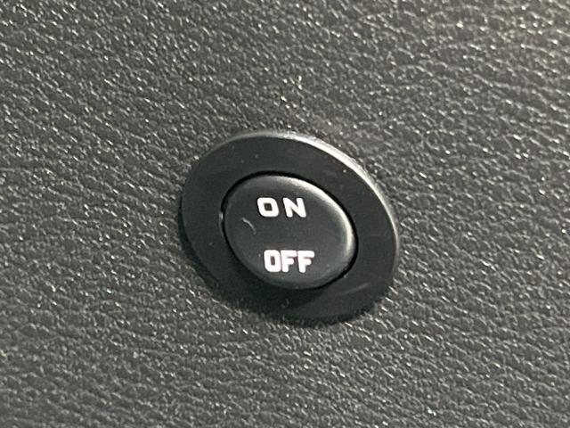 セレナ ｅ－パワー　ハイウェイスターＶ　両側電動スライド　１２．３型ナビ　全周囲カメラ　エマージェンシーブレーキ　プロパイロット　禁煙車　前後ドラレコ　コーナーセンサー　レーンキープ　ＬＥＤヘッド　ＥＴＣ　オートマチックハイビーム（68枚目）