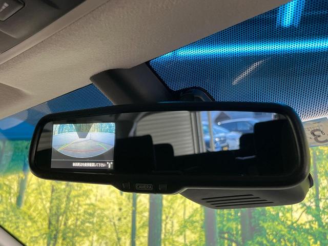 デリカＤ：５ Ｐ　４ＷＤ　両側電動スライド　１０．１型ナビ　フリップダウン　バックカメラ　ｅ－Ａｓｓｉｓｔ　レーダークルーズ　禁煙車　シートヒーター　パワーシート　コーナーセンサー　レーンキープ　スマートキー（4枚目）