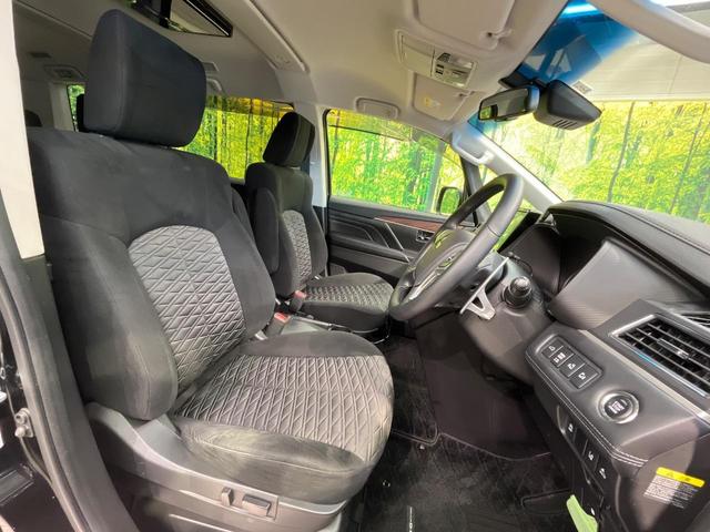 デリカＤ：５ Ｐ　４ＷＤ　両側電動スライド　１０．１型ナビ　フリップダウン　バックカメラ　ｅ－Ａｓｓｉｓｔ　レーダークルーズ　禁煙車　シートヒーター　パワーシート　コーナーセンサー　レーンキープ　スマートキー（8枚目）