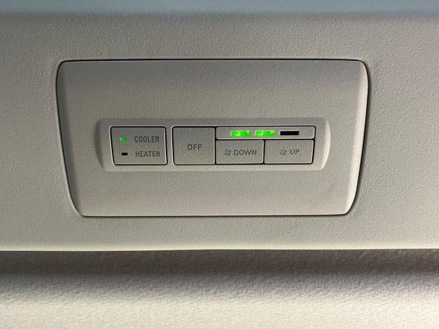 デリカＤ：５ Ｐ　４ＷＤ　両側電動スライド　１０．１型ナビ　フリップダウン　バックカメラ　ｅ－Ａｓｓｉｓｔ　レーダークルーズ　禁煙車　シートヒーター　パワーシート　コーナーセンサー　レーンキープ　スマートキー（53枚目）