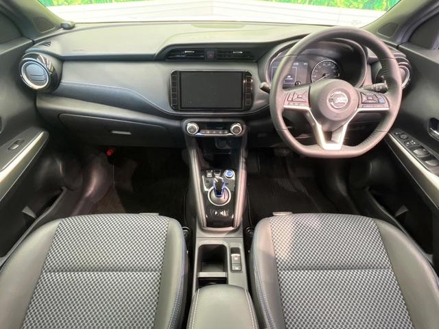 キックス Ｘ　純正ＳＤナビ　全周囲カメラ　衝突被害軽減システム　レーダークルーズ　禁煙車　ハーフレザーシート　コーナーセンサー　スマートキー　ＬＥＤヘッド　ビルトインＥＴＣ　オートライト　オートエアコン（2枚目）