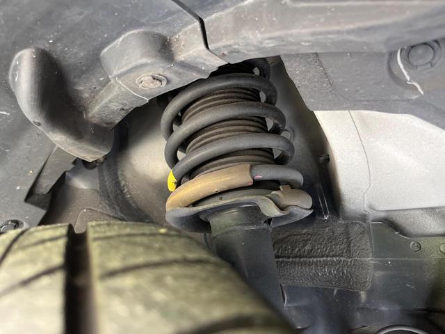 キックス Ｘ　純正ＳＤナビ　全周囲カメラ　衝突被害軽減システム　レーダークルーズ　禁煙車　ハーフレザーシート　コーナーセンサー　スマートキー　ＬＥＤヘッド　ビルトインＥＴＣ　オートライト　オートエアコン（20枚目）