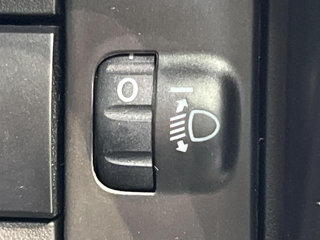 スペーシアカスタム ハイブリッドXSターボ 9型ナビ 両側電動ドア 全周囲カメラ 衝突被害軽減システム レーダークルーズ 禁煙車 ハーフレザーシート コーナーセンサー スマートキー LEDヘッド ビルトインETC オートハイビーム 車線逸脱警報(50枚目)