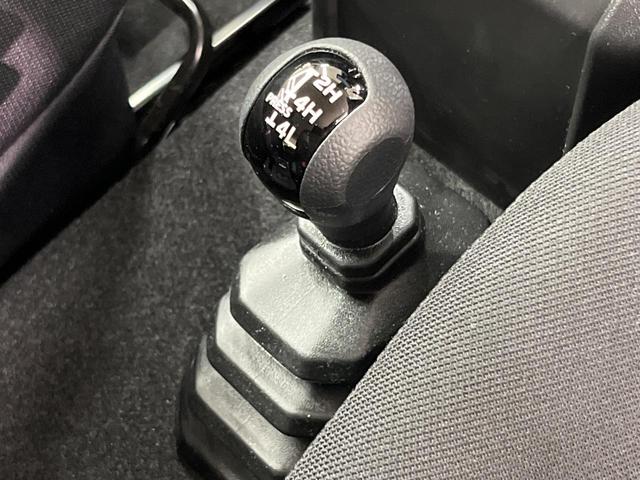 ジムニー ＸＣ　４ＷＤ　ディスプレイオーディオ　衝突被害軽減システム　禁煙車　コーナーセンサー　スマートキー　ＬＥＤヘッド　ＥＴＣ　クルコン　オートハイビーム　車線逸脱警報　オートエアコン　純正１６インチアルミ（3枚目）
