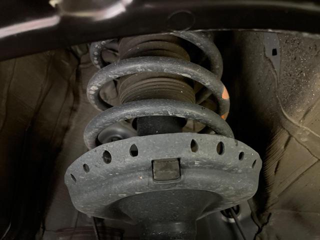 ステップワゴン ｅ：ＨＥＶスパーダ　両側電動スライド　純正９型ナビ　バックカメラ　ホンダセンシング　レーダークルーズ　禁煙車　パワーバックドア　ハーフレザーシート　コーナーセンサー　レーンキープ　スマートキー　ＬＥＤヘッド　ＥＴＣ（20枚目）