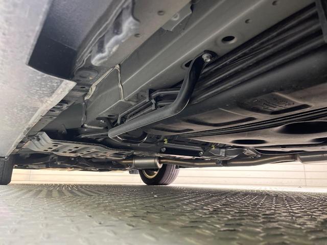 ステップワゴン ｅ：ＨＥＶスパーダ　両側電動スライド　純正９型ナビ　バックカメラ　ホンダセンシング　レーダークルーズ　禁煙車　パワーバックドア　ハーフレザーシート　コーナーセンサー　レーンキープ　スマートキー　ＬＥＤヘッド　ＥＴＣ（22枚目）