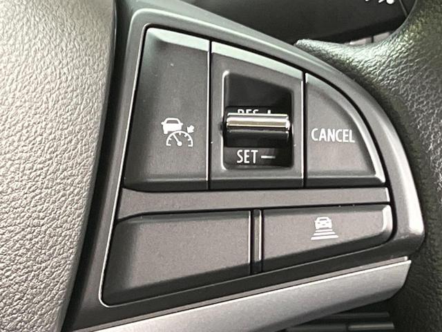 【アダプティブクルーズコントロール】高速道路での長距離走行が楽に！！自動で速度を保つクルーズコントロールが、衝突軽減システムと連携し、前方の車両を感知して車間を保つように速度調節してくれます！！