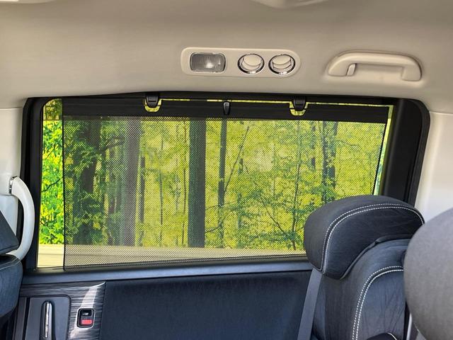 オデッセイ アブソルート・ＥＸ　純正ナビ　両側電動ドア　後席モニター　バックカメラ　禁煙車　ハーフレザーシート　パワーシート　スマートキー　ＬＥＤヘッド　ＥＴＣ　クルコン　純正１８インチアルミ　オートライト　デュアルエアコン（66枚目）