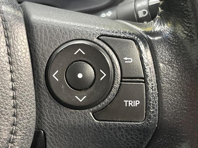 カローラフィールダー ハイブリッドＧ　エアロツアラー・ダブルバイビー　純正ナビ　バックカメラ　禁煙車　ハーフレザーシート　スマートキー　ＨＩＤヘッド　ＥＴＣ　１５インチＡＷ　オートライト　オートエアコン　Ｂｌｕｅｔｏｏｔｈ　ＣＤ再生　フルセグ　プライバシーガラス（49枚目）