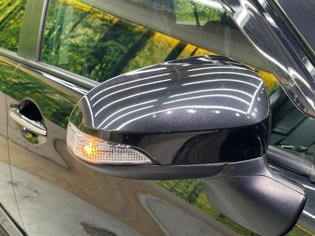 カローラフィールダー ハイブリッドＧ　エアロツアラー・ダブルバイビー　純正ナビ　バックカメラ　禁煙車　ハーフレザーシート　スマートキー　ＨＩＤヘッド　ＥＴＣ　１５インチＡＷ　オートライト　オートエアコン　Ｂｌｕｅｔｏｏｔｈ　ＣＤ再生　フルセグ　プライバシーガラス（54枚目）