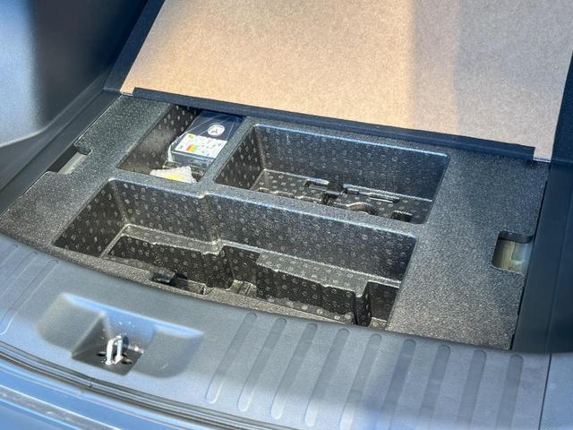 ＷＲ－Ｖ Ｘ　登録済未使用車　８型ナビ　バックカメラ　レーダークルーズ　禁煙車　？コーナーセンサー　レーンキープ　スマートキー　ＬＥＤヘッド　オートマチックハイビーム　車線逸脱警報・誤発進抑制機能　オートライト（43枚目）