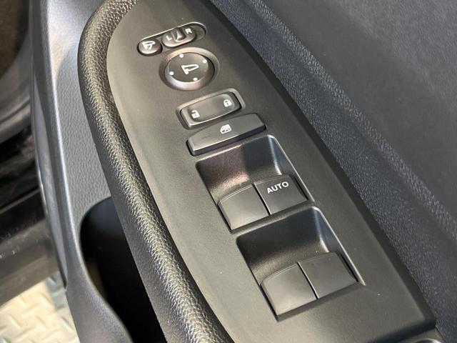 ＷＲ－Ｖ Ｘ　登録済未使用車　８型ナビ　バックカメラ　レーダークルーズ　禁煙車　？コーナーセンサー　レーンキープ　スマートキー　ＬＥＤヘッド　オートマチックハイビーム　車線逸脱警報・誤発進抑制機能　オートライト（45枚目）