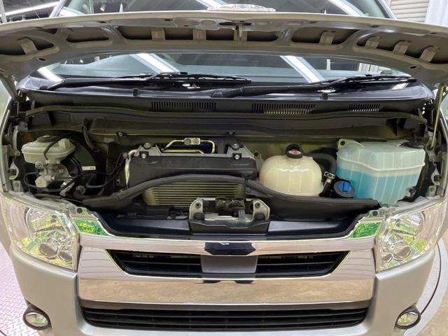 ハイエースバン ロングスーパーGL ターボ ディーゼル バックカメラ 衝突被害軽減システム 禁煙車 スマートキー LEDヘッド ETC2.0 車線逸脱警報 オートライト オートエアコン Bluetooth CD フルセグ LEDフォグ(18枚目)