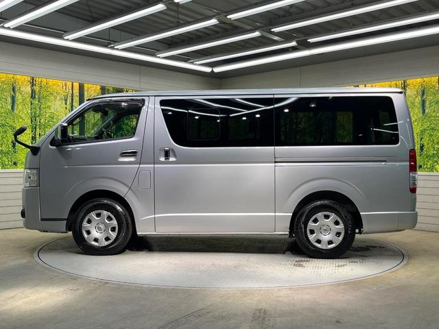 ハイエースバン ロングスーパーGL ターボ ディーゼル バックカメラ 衝突被害軽減システム 禁煙車 スマートキー LEDヘッド ETC2.0 車線逸脱警報 オートライト オートエアコン Bluetooth CD フルセグ LEDフォグ(26枚目)