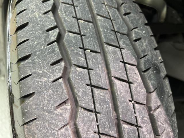 ハイエースバン ロングスーパーGL ターボ ディーゼル バックカメラ 衝突被害軽減システム 禁煙車 スマートキー LEDヘッド ETC2.0 車線逸脱警報 オートライト オートエアコン Bluetooth CD フルセグ LEDフォグ(29枚目)