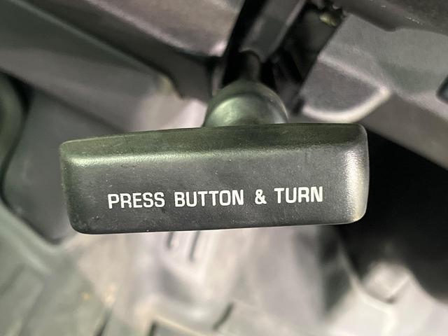 ハイエースバン ロングスーパーGL ターボ ディーゼル バックカメラ 衝突被害軽減システム 禁煙車 スマートキー LEDヘッド ETC2.0 車線逸脱警報 オートライト オートエアコン Bluetooth CD フルセグ LEDフォグ(59枚目)