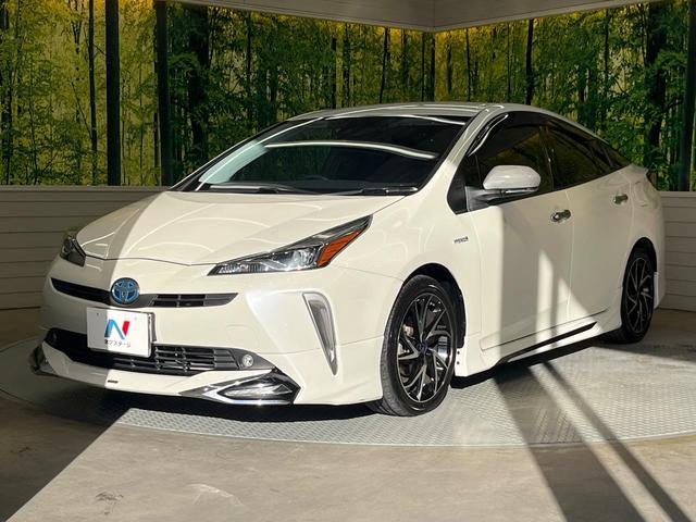 プリウス Ｓツーリングセレクション　フルエアロ　純正９インチナビ　バックカメラ　プリクラッシュセーフティ　レーダークルーズ　禁煙車　シートヒーター　ドラレコ　スマートキー　ＬＥＤヘッド　ＥＴＣ　オートマチックハイビーム　車線逸脱警報（28枚目）