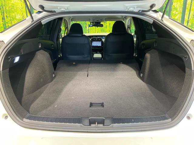 プリウス Ｓツーリングセレクション　フルエアロ　純正９インチナビ　バックカメラ　プリクラッシュセーフティ　レーダークルーズ　禁煙車　シートヒーター　ドラレコ　スマートキー　ＬＥＤヘッド　ＥＴＣ　オートマチックハイビーム　車線逸脱警報（45枚目）