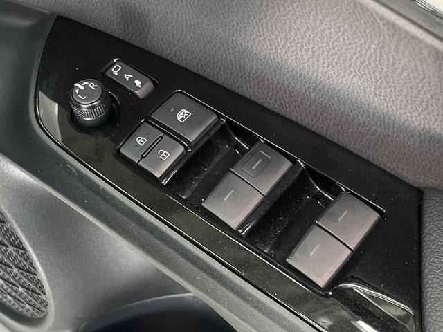 プリウス Ｓツーリングセレクション　フルエアロ　純正９インチナビ　バックカメラ　プリクラッシュセーフティ　レーダークルーズ　禁煙車　シートヒーター　ドラレコ　スマートキー　ＬＥＤヘッド　ＥＴＣ　オートマチックハイビーム　車線逸脱警報（55枚目）