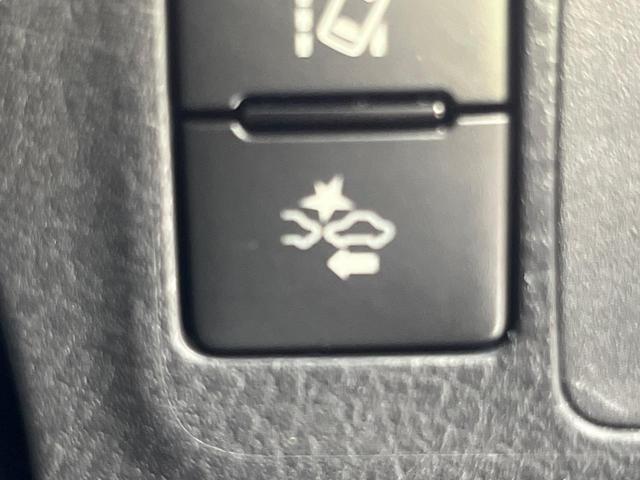 プロボックス ハイブリッドＤＸ　コンフォート　衝突被害軽減システム　禁煙車　ＳＤナビ　ドラレコ　ＥＴＣ　　オートライト　オートエアコン　Ｂｌｕｅｔｏｏｔｈ　ＣＤ　衝突安全ボディ　盗難防止装置　運転席パワーウィンドウ　先行車発進通期機能（4枚目）